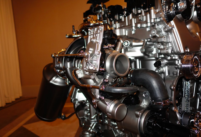 Illustration for article titled Here's a Close-Up Look at the 2019 Chevy Silverado's Four Cylinder Engine